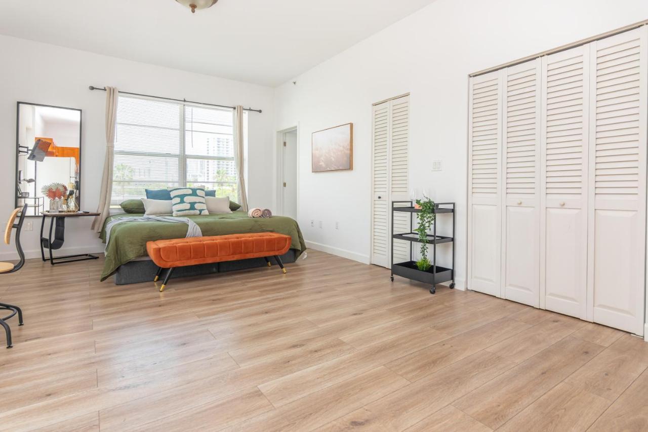 Home Miami Downtown With Balcony - 5 Minutes From Wynwood & Port - Art District Near Beach Экстерьер фото
